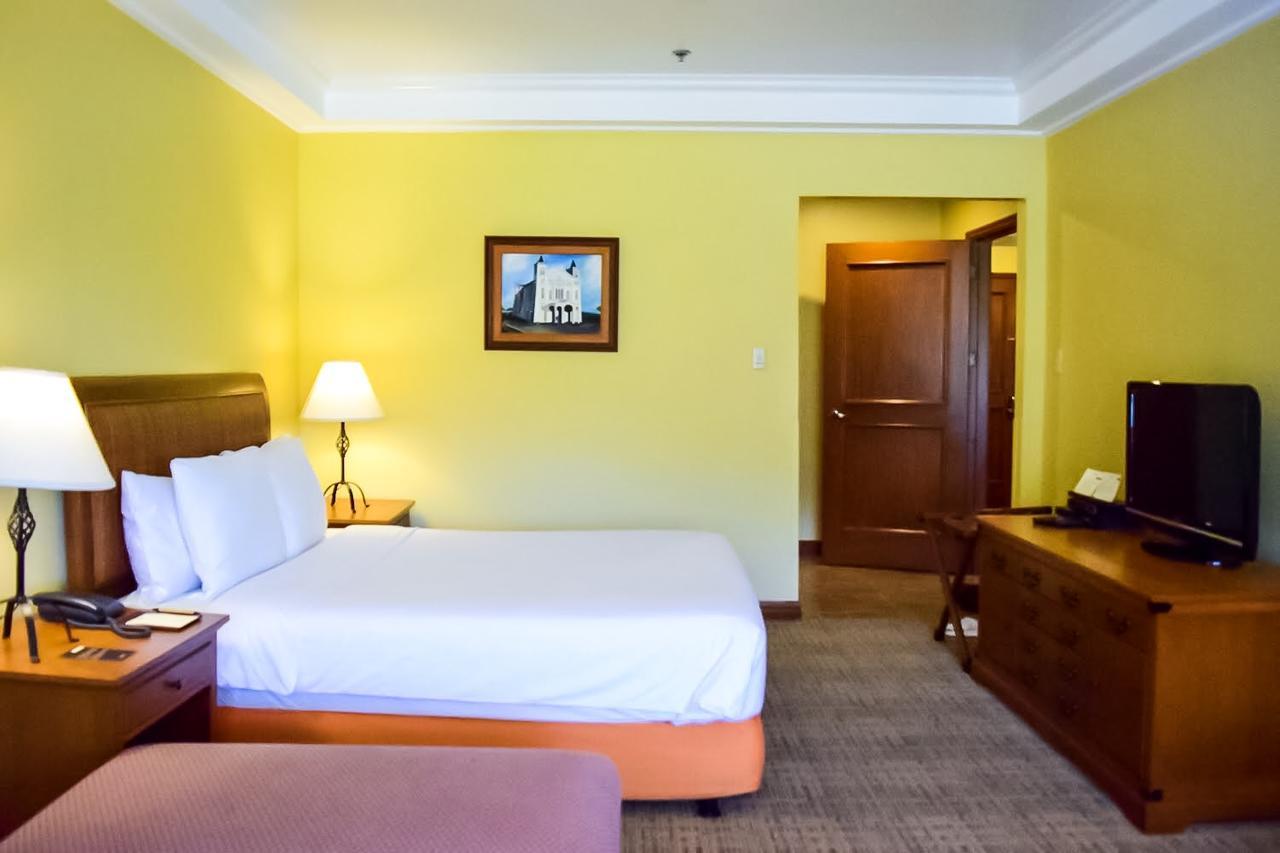 فندق The Manor At Camp John Hay باغيو المظهر الخارجي الصورة